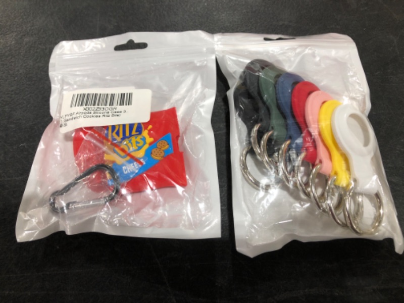 Photo 1 of 8 PACK OF SILICONE LUGGAGE TAGS & SILICONE RITZ BITS EARBUD CASE. LOT OF 2 ITEMS.