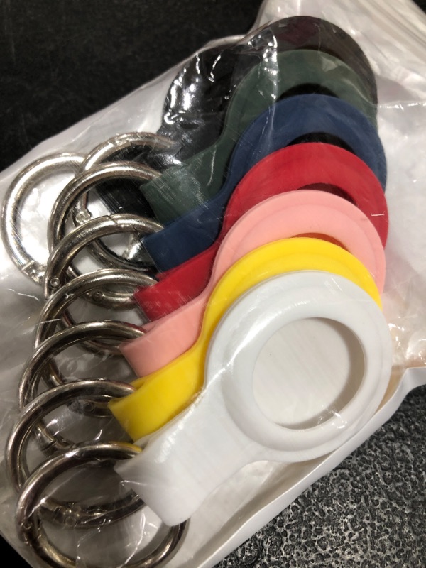 Photo 2 of 8 PACK OF SILICONE LUGGAGE TAGS & SILICONE RITZ BITS EARBUD CASE. LOT OF 2 ITEMS.