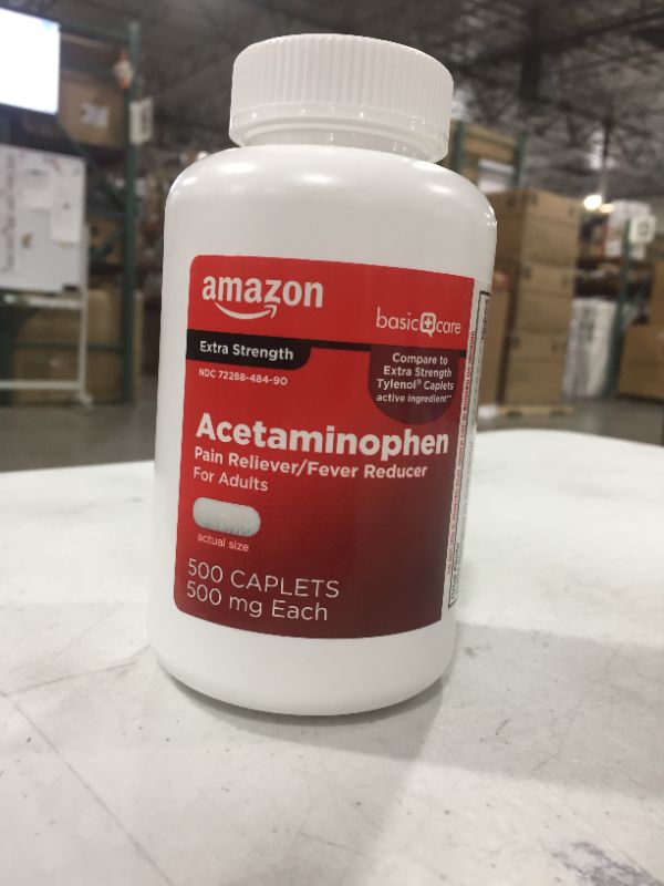 Photo 2 of Amazon Basic Care Extra Strength Pain Relief, Acetaminophen Caplets, 500 mg, 500 Count 
expires 11/2022