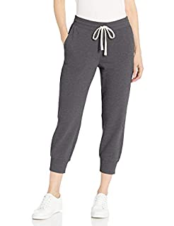 Photo 1 of Amazon Essentials Women's Fleece Capri Jogger Sweatpant, Charcoal Grey Heather, XX-Large