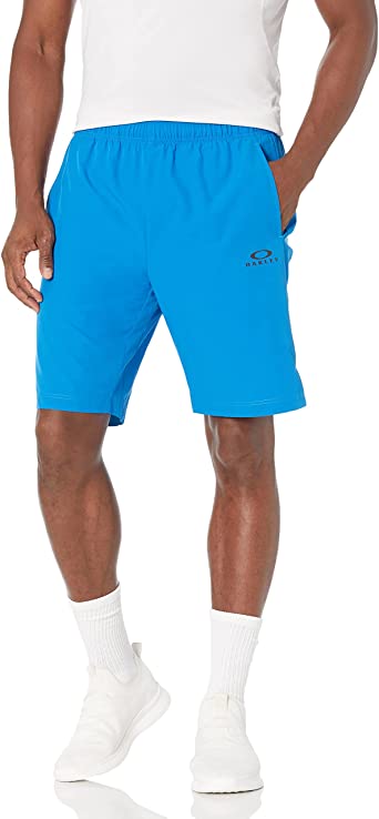 Photo 1 of Oakley Men's Foundational 9 Short 2.0----size m
