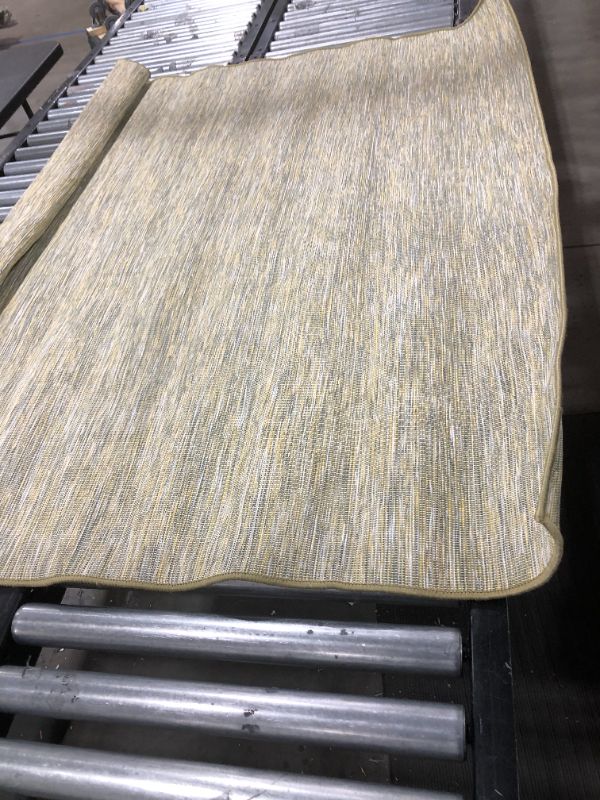 Photo 1 of 5x7 FT AREA RUG