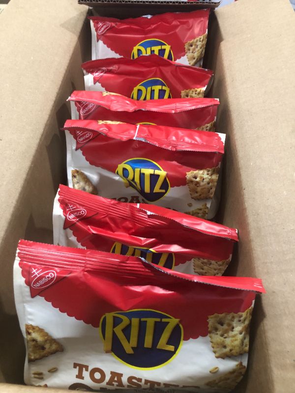 Photo 3 of 6 PACK
RITZ Multigrain Toasted Chips, 8.1 oz

EXPIRED JUNE 2021