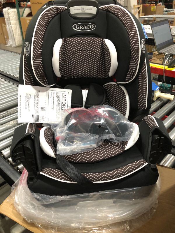 Photo 2 of Graco 4Ever DLX 4 in 1 Car Seat, Infant to Toddler Car Seat, with 10 Years of Use, Zagg
