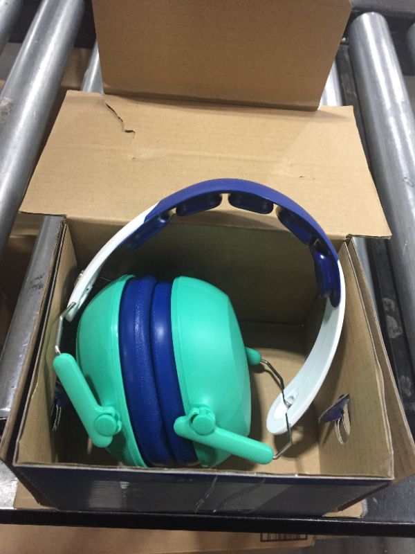 Photo 2 of 3M Kids Hearing Protection, Hearing Protection for Children with Adjustable Headband, Green, 22dB Noise Reduction Rating, Studying, Quiet, Concerts, Events, Fireworks, For Indoor and Outdoor Use
