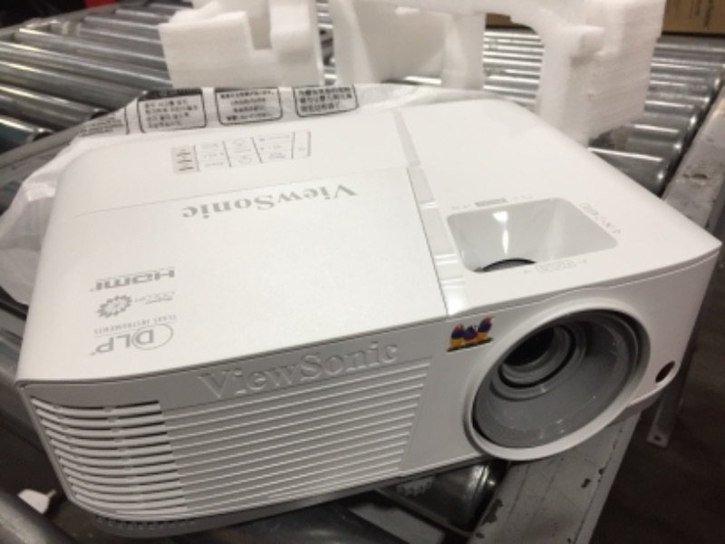 Photo 2 of ViewSonic PA503S 3600 Lumens SVGA HDMI Projector for Home and Office
