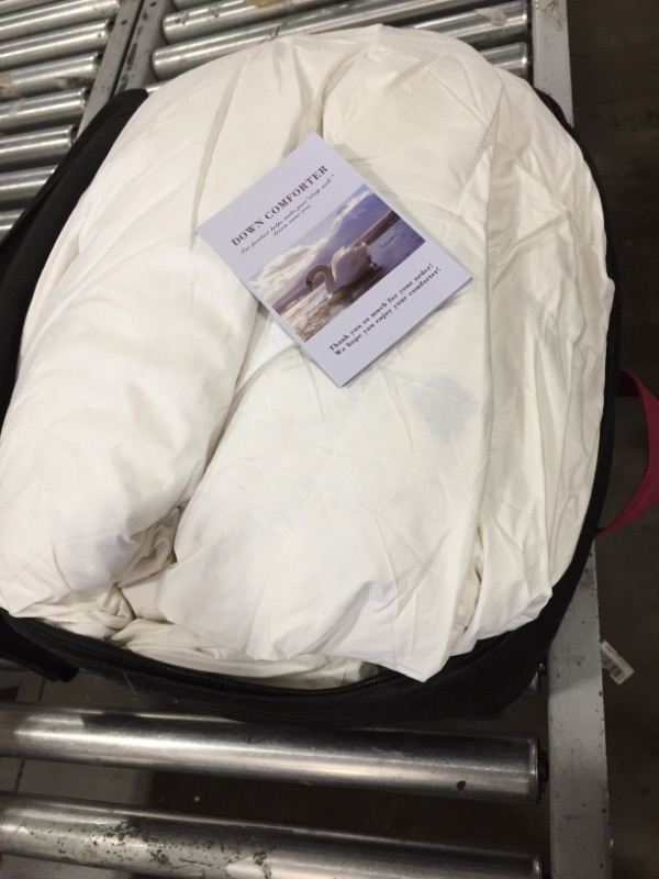 Photo 3 of Beddings Extra Warm Goose Down Comforter (King-California, 106x90) 