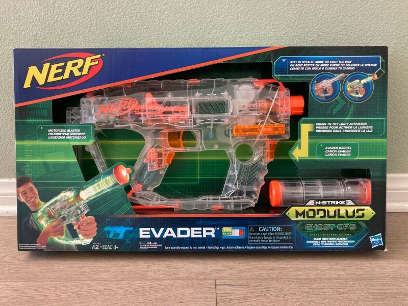 Photo 1 of NERF E0733 Modulus Ghost Ops Evader Nerf Motorized Light-Up Toy Blaster 
