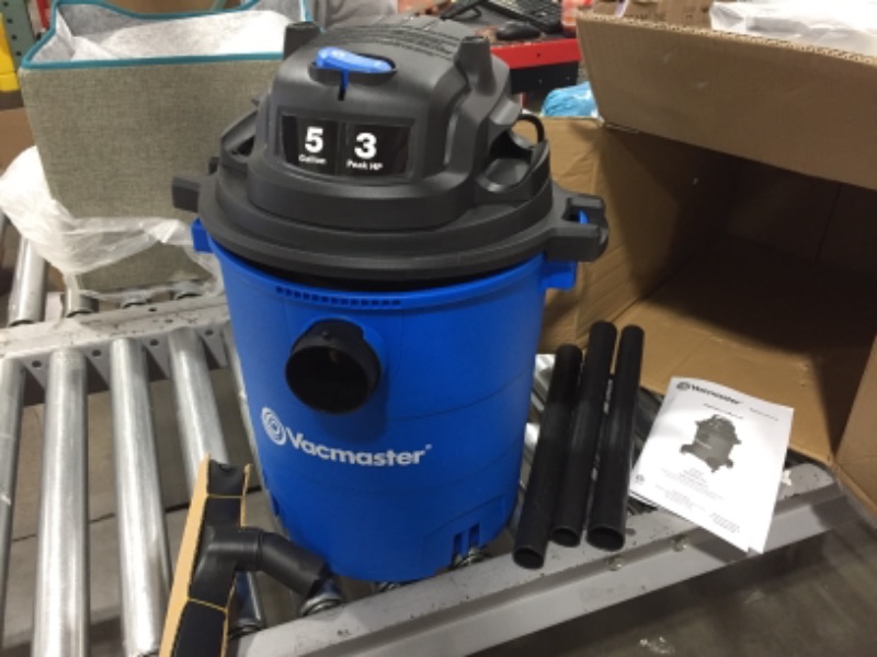 Photo 2 of Vacmaster VJC507P 5-Gallon* 3 Peak HP** Wet/Dry Shop Vacuum, Blue, 5 gal
