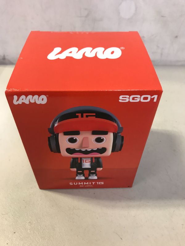 Photo 2 of LAMO 5" Vinyl Figure - Legacy Gamers Summit1g