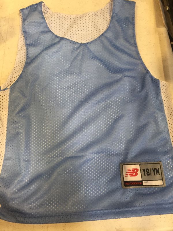 Photo 2 of New Balance Boys Elite Pinnie Youth , Carolina Blue/white
Size: Youth Medium / Youth Large