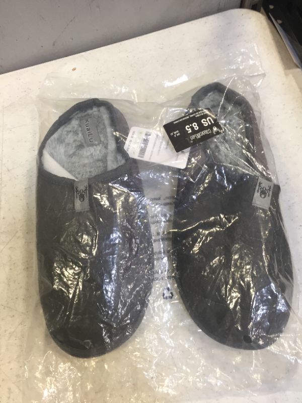 Photo 1 of men's house slippers 
size 8.5