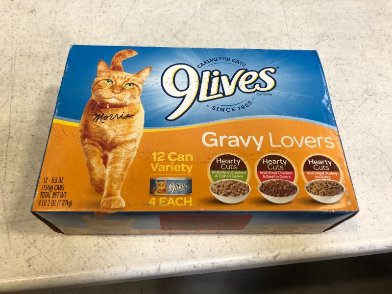 Photo 2 of 9Lives Gravy Favorites Wet Cat Food Variety Pack, 5.5 Ounce (Pack of 12) -- BB 03/05/2022, Factory Sealed