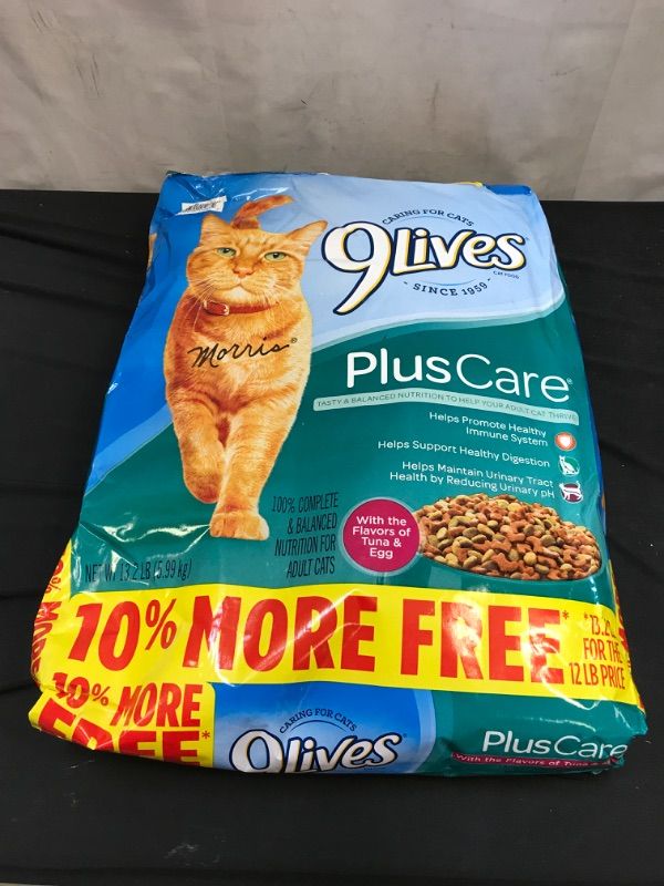 Photo 1 of 9Lives Plus Care Dry Cat Food Bonus Bag, 13.2-Pound
EXP - 4 - 17 - 22 