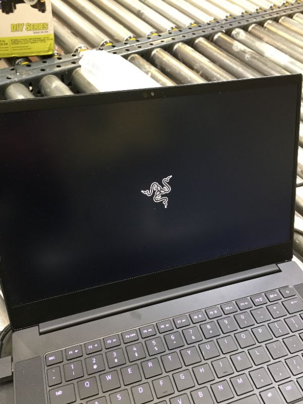 Photo 10 of Razer Blade 14 Gaming Laptop: AMD Ryzen 9 5900HX 8 Core, NVIDIA GeForce RTX 3080, 14" QHD 165Hz, 16GB RAM, 1TB SSD - CNC Aluminum - Chroma RGB - THX Spatial Audio - Vapor Chamber Cooling
