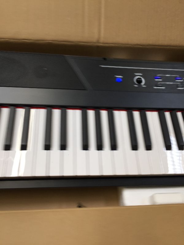 Photo 7 of Alesis Recital – 88 Key Digital Piano Keyboard with Semi Weighted Keys, 2x20W Speakers, 5 Voices, Split, Layer and Lesson Mode, FX and Piano Lessons
