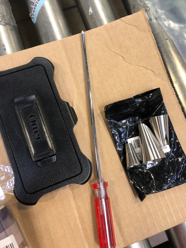 Photo 1 of 6 Pack of Misc Items 