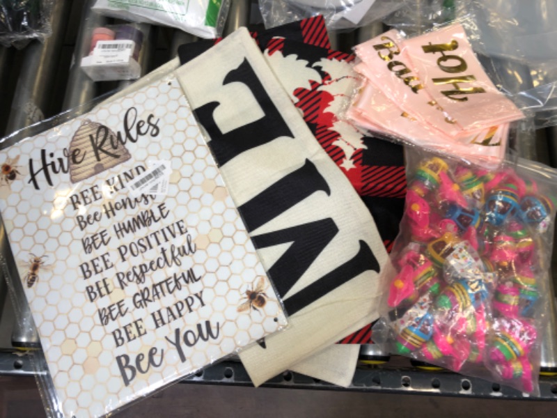 Photo 1 of 4 Pack of Misc Items 