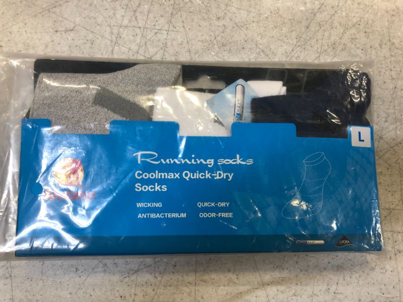 Photo 2 of Andake Running Socks Low Cut Sports Socks Coolmax Socks No Show Cushion Socks Athletic Socks For Men Women- LARGE