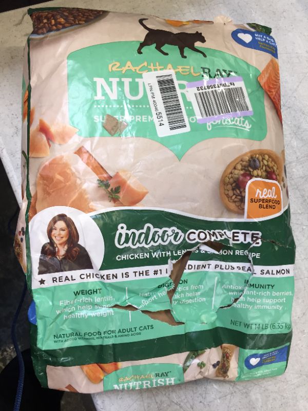 Photo 2 of Rachael Ray Nutrish Indoor Complete Chicken with Lentils & Salmon Recipe Natural Dry Cat Food, 14-lb bag