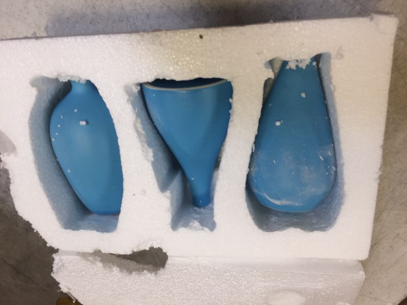 Photo 1 of 3-set blue pottery