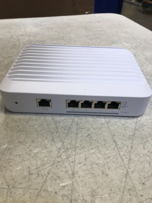 Photo 4 of Ubiquiti Switch Flex XG | High Performance Managed Layer 2 Multi-Gigabit Switch (USW-Flex-XG)
