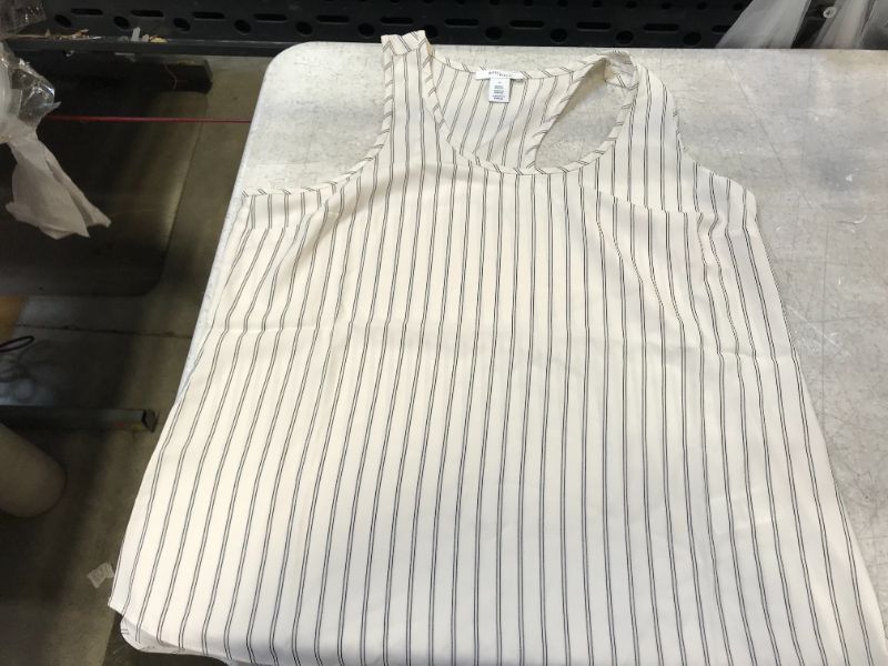 Photo 1 of Amazon Brand - Daily Ritual Women's Racerback Sleeveless Shell size 10
