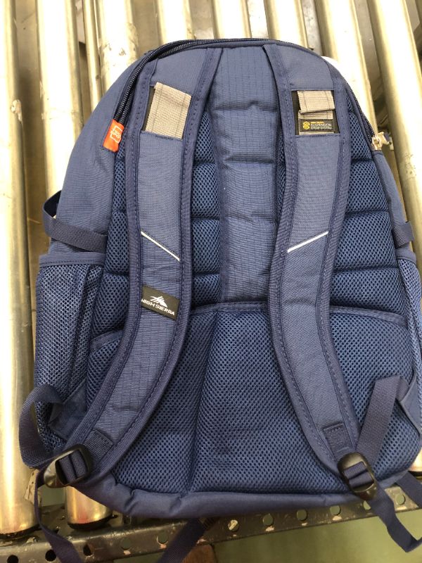 Photo 2 of Generic backpack