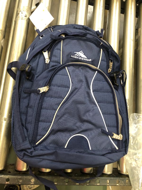 Photo 1 of Generic backpack