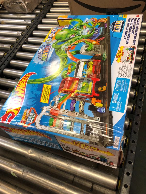 Photo 1 of Hot wheels color reveal octopus track