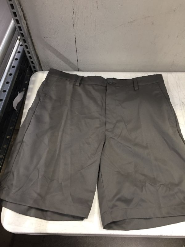 Photo 3 of men's shorts 
size 36 (stain on the back)