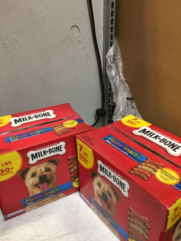 Photo 4 of 7 Lbs Flavor Biscuit Dog Snacks for Small to Medium Breeds (2 pack )
EXP 5/6/2022 (Factory sealed)
