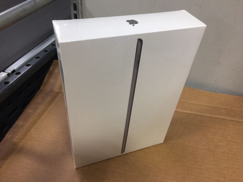 Photo 3 of NEW factory sealed --- Apple iPad 9th Gen 10.2” 64GB Wi-Fi Space Gray
