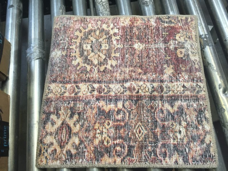 Photo 1 of 18x18 RUG 