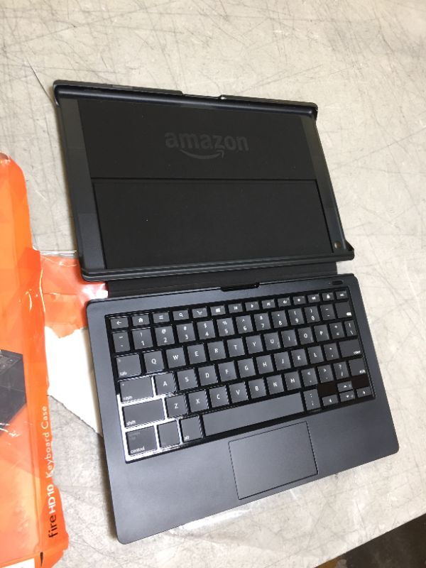 Photo 2 of Portable keyboard for tablets FireHD 10 keyboard case