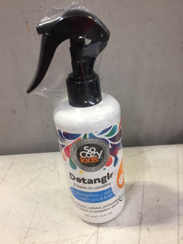 Photo 2 of SoCozy Detangler Leave-In Conditioner Spray For Kids Hair, Fruity-Tutti, 8 Fl Oz (Pack of 1)
