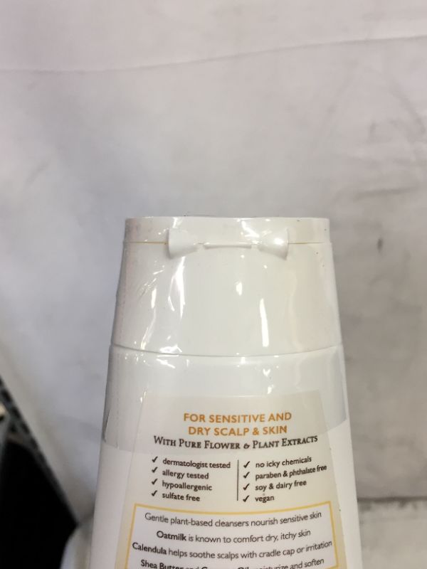 Photo 1 of Babo Botanicals Moisturizing Plant-Based 2-in-1 Shampoo & Wash - with Organic Calendula & Oat Milk - For Babies, Kids & Adults with Sensitive or Dry Skin & Scalp - Hypoallergenic & Vegan - 8 fl. oz. (factory sealed)
exp 05/2023