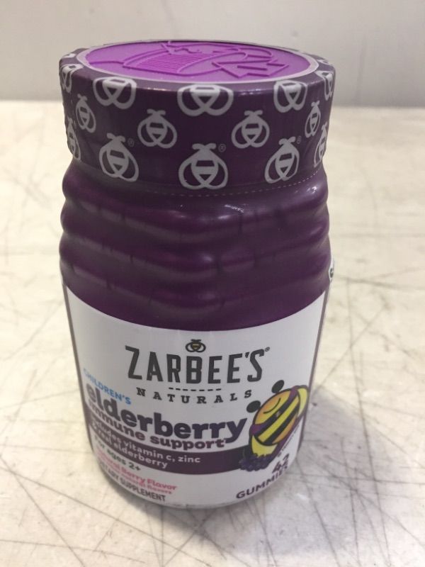 Photo 2 of Zarbee's Naturals Children's Elderberry Immune Support with Vitamin C & Zinc, Natural Berry Flavor, 42 Gummies
exp: 3/2022