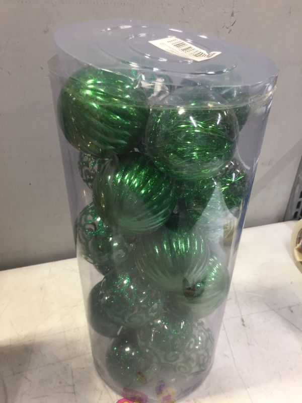 Photo 2 of 24ct Christmas Ball Ornaments Shatterproof Large Clear Plastic Hanging Ball Decorative with Stuffed Delicate Decorations (70mm/2.76" Green)
