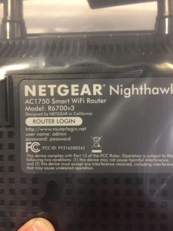 Photo 2 of Nighthawk Ac1750 Smart Wifi Router
(factory sealed) (Opened to take photos)