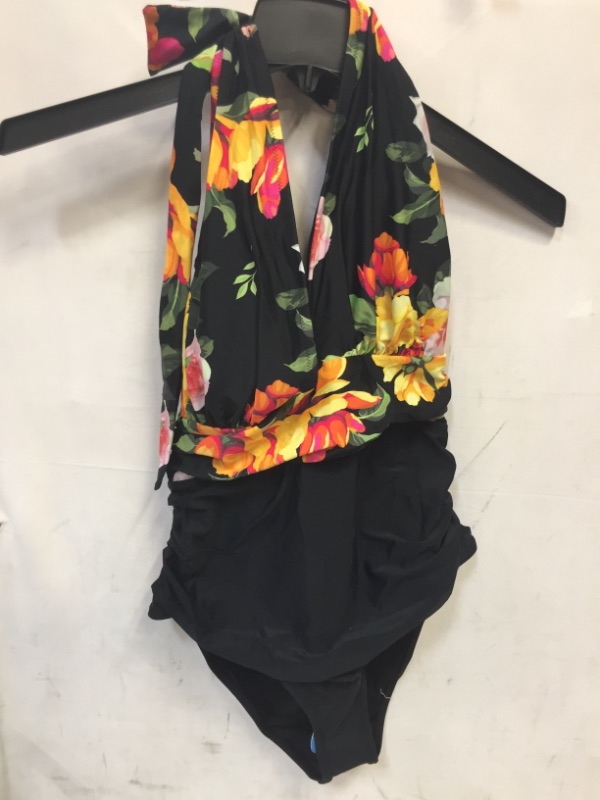 Photo 2 of CUPSHE FLORAL ONE PIECE, BLACK AND FLOWERS, SIZE XXL