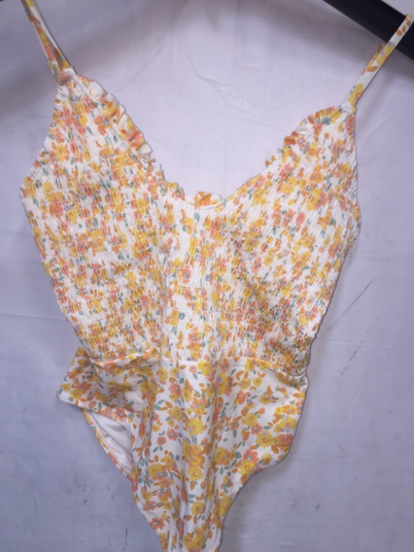 Photo 1 of CUPSHE WOMEN'S SWIMWEAR YELLOW FLOWERS,  SIZE M