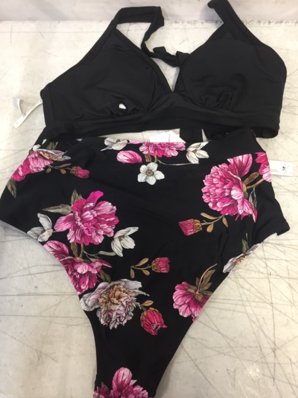 Photo 1 of CUPSHE SWIMWEAR 2 PC  BLACK WITH FLOWERS, SIZE XL