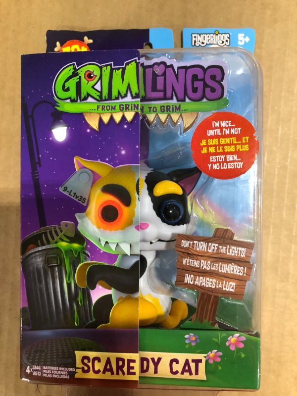 Photo 2 of Fingerlings Grimlings Junk Yard Figure [Pug]
