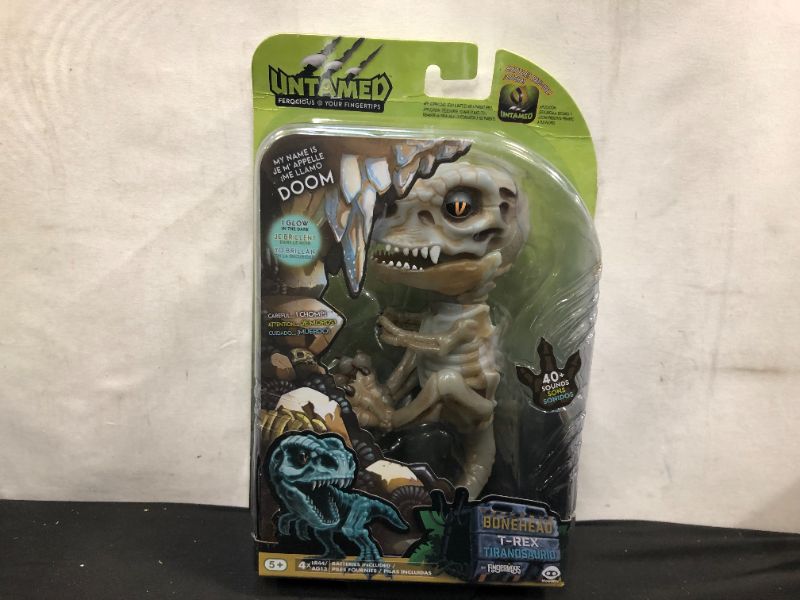 Photo 2 of Fingerlings Untamed Dinosaur Doom the T-Rex Figure [Bonehead]
