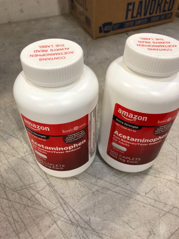 Photo 1 of Amazon Basic Care Extra Strength Pain Relief, Acetaminophen Caplets, 500 mg, 500 Count (Pack of 2) 12/2022