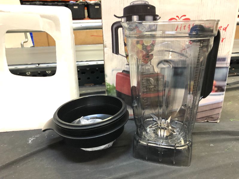 Photo 2 of Kitchen Blender 68oz/2L BPA-Free Tritan Pitcher 8 Speed Control and 4 Pre-programmmed Settings for Pancakes Waffles Cookies Cakes.
