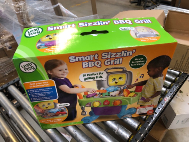 Photo 2 of LeapFrog Smart Sizzlin' BBQ Grill, Multicolor