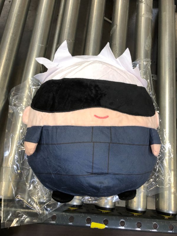 Photo 2 of Anime Plush Doll Figures Gojo Satoru / Yuji Itadori Plushie Stuffed Toys Keychain Cosplay Props Gift for Fans (Gojo Satoru (A), 22cm/8.66inch)
