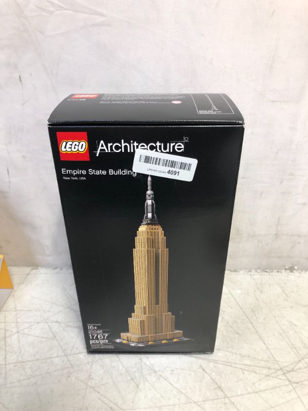 Photo 2 of LEGO Architecture Empire State Building 21046 New York City Skyline Architecture Model Kit for Adults and Kids, Build It Yourself Model Skyscraper (1767 Pieces, factory sealed)